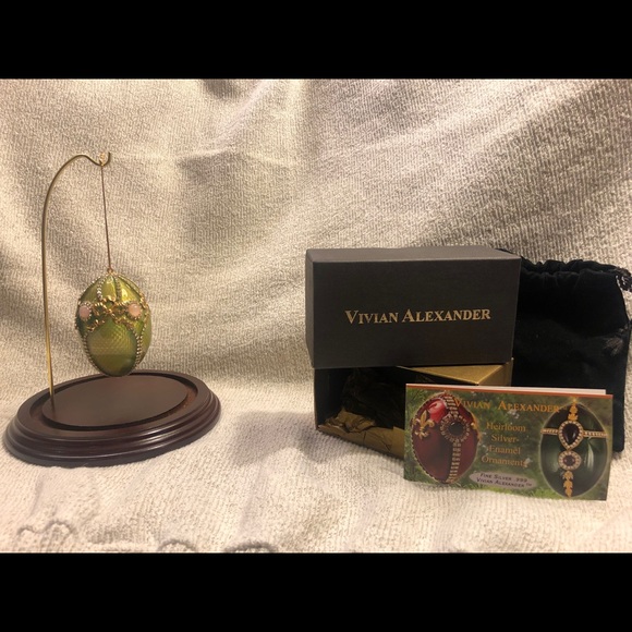 Rare collection of 27 Vivian Alexander ornaments - Picture 3 of 15